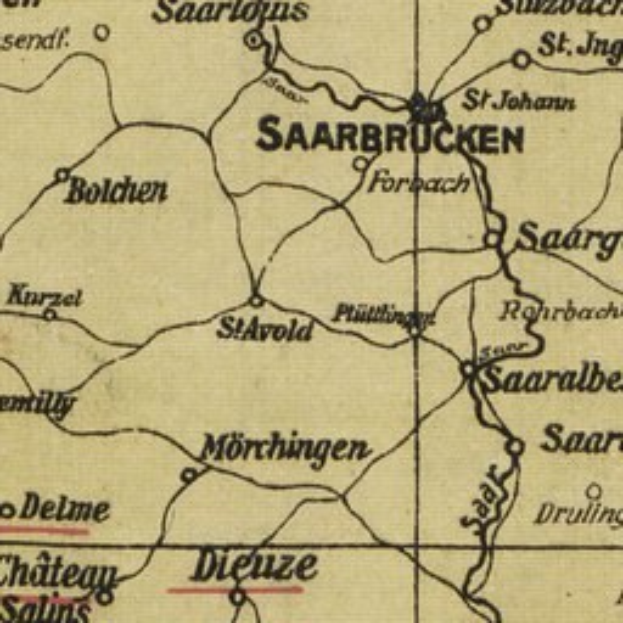 Ein detailliertes altes Stadtplan von Saarbrücken, Deutschland, mit Straßen, Gebäuden und Sehenswürdigkeiten, das klassische Schriftarten verwendet.