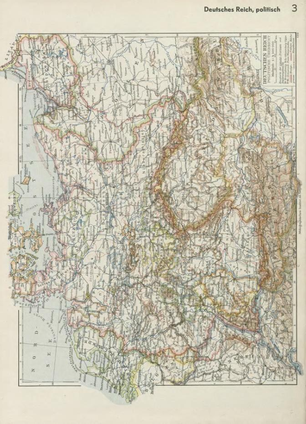 Eine Karte von Deutschland aus dem 19. Jahrhundert, die die politischen Teilungen zeigt, auf altem Papier mit Text oben und unten gedruckt.