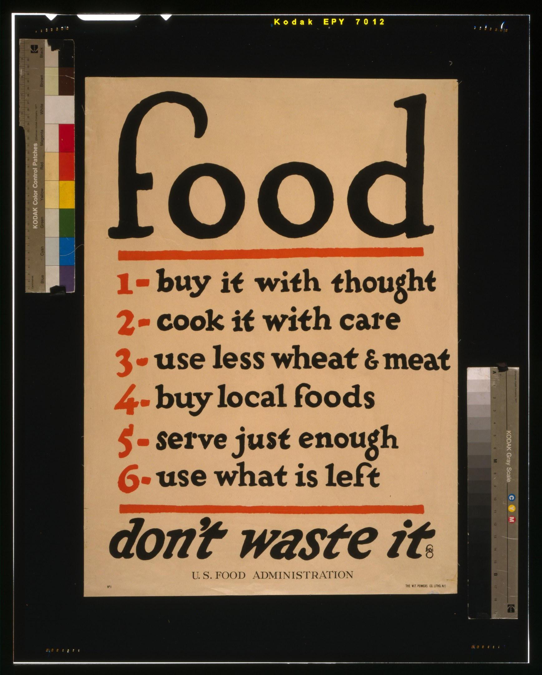 Plakat mit Text, der den bewussten Umgang mit Lebensmitteln und die Reduzierung von Abfällen fördert.